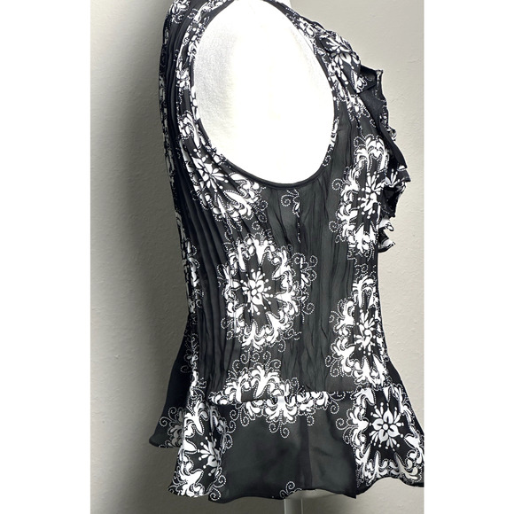 Sunny Leigh Women’s Top Black White Frilly Ruffled Feminine Girl Top Size (S) - Picture 11 of 16